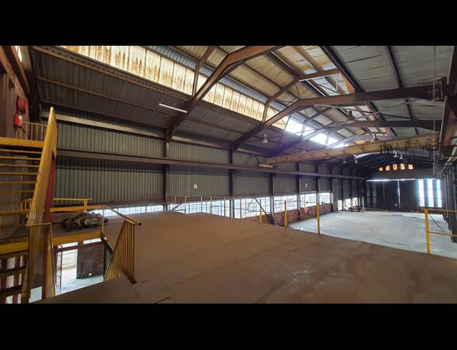 1,849M² WAREHOUSE TO LET IN CHLOORKOP